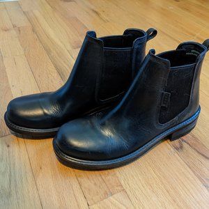 KEEN Women's Oregon City Chelsea Boot - Black (Women's Size 8.5)